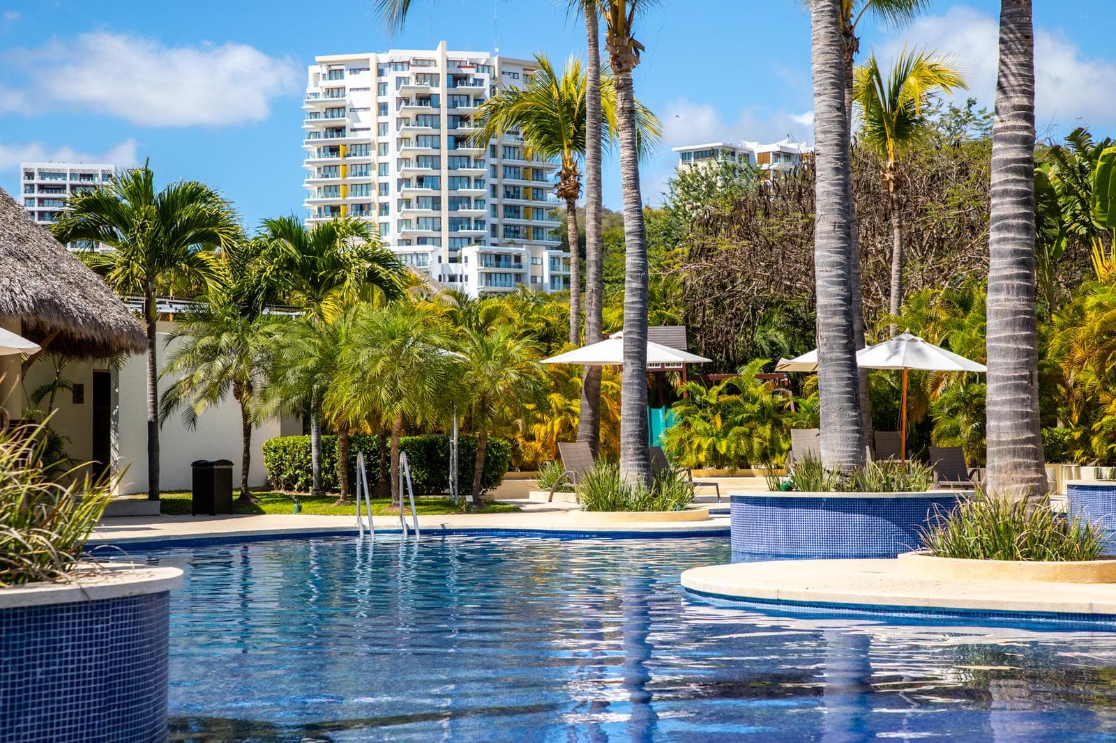 Departamento en Venta en Alamar con Club de Playa.